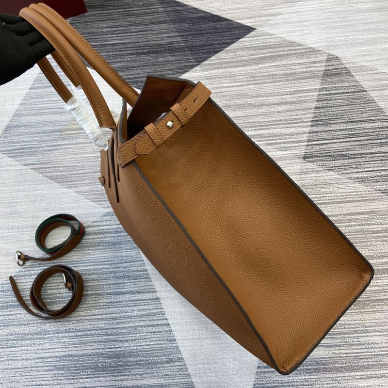 Gvc*1 tote bags